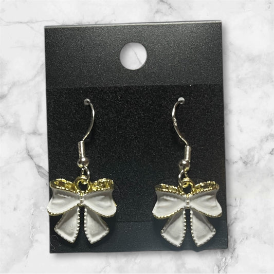 Bow earrings